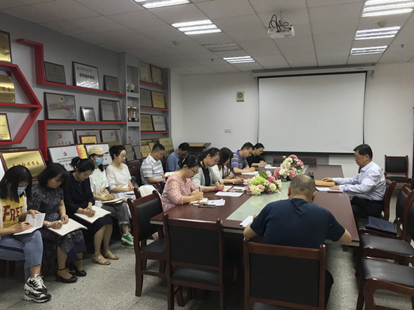 校领导调研指导必赢766net手机版党委党史学习教育并进行专题党课辅导
