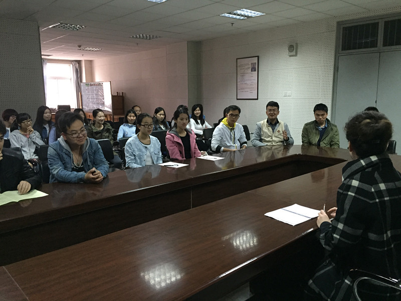            必赢766net手机版召开“在机会之窗打开时”生涯分享会 