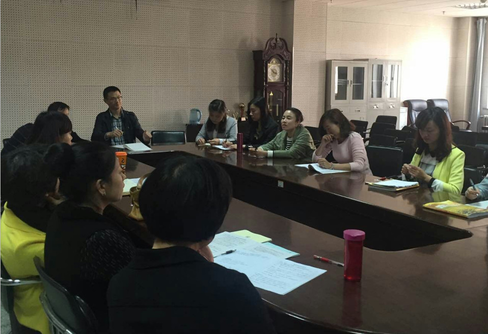            必赢766net手机版召开新入职教师座谈会 