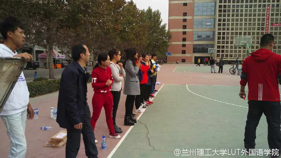            喜迎团学两代会 必赢766net手机版活力青春篮球赛成功举办 