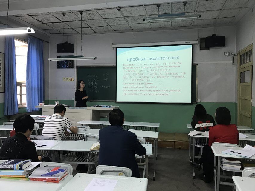            必赢766net手机版开展“人人过好教学关”观摩活动 
