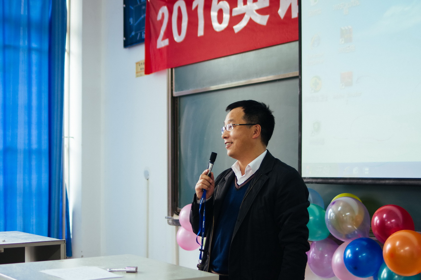            776net必赢官网2016秋英语朗读大赛圆满结束 