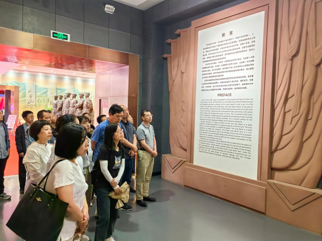必赢766net手机版组织开展2024年春游活动