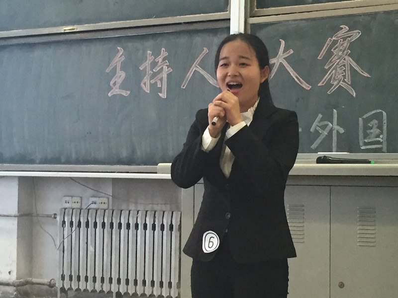            扬我心声 梦想成真               ——必赢766net手机版第二届“THE VOICE”双语主持人大赛成功举办