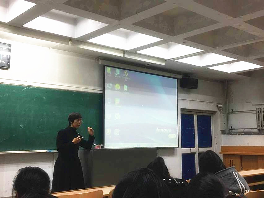           必赢766net手机版召开“青春导航——学业规划与个人发展”年级辅导大会 